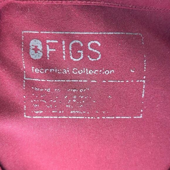 Figs Casma Three-Pocket Scrub Top Nurse CNA Doctor in Burgundy‎ Size Small - Picture 6 of 8